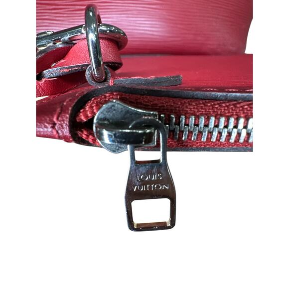 LOUIS VUITTON Neverfull MM Leather Tote - Picture 4 of 11